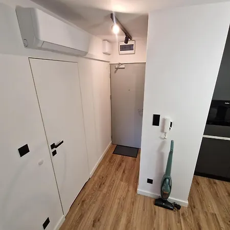 Soft Modern Apartment *