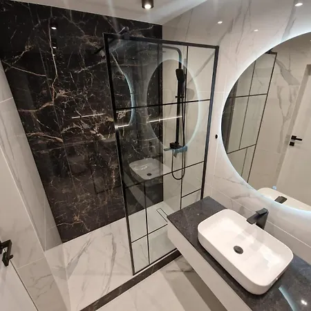 Soft Modern Apartment *